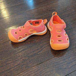 Keen Stingray size 10 water sandal